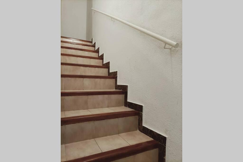 2 Bedroom Townhouse In Beautiful Gated Complex 貝尼多姆 外观 照片